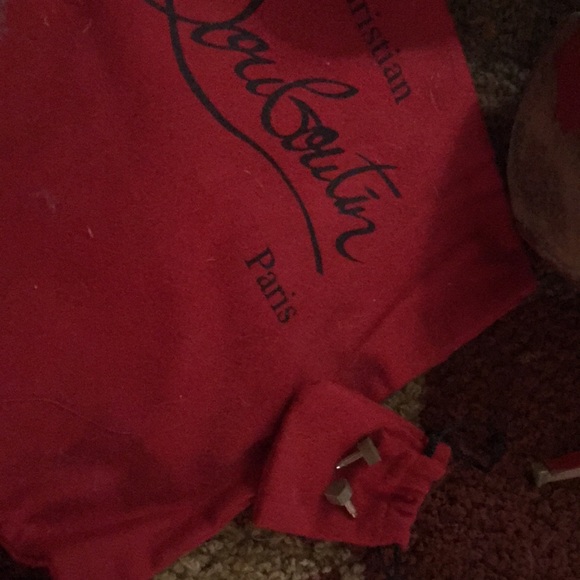 Christian Louboutin Nude Heels 9.5 Euro 39 - Picture 4 of 4